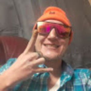 Meet your Posher, Devin